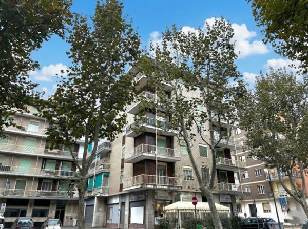 appartamento in vendita a Beinasco in zona Borgaretto