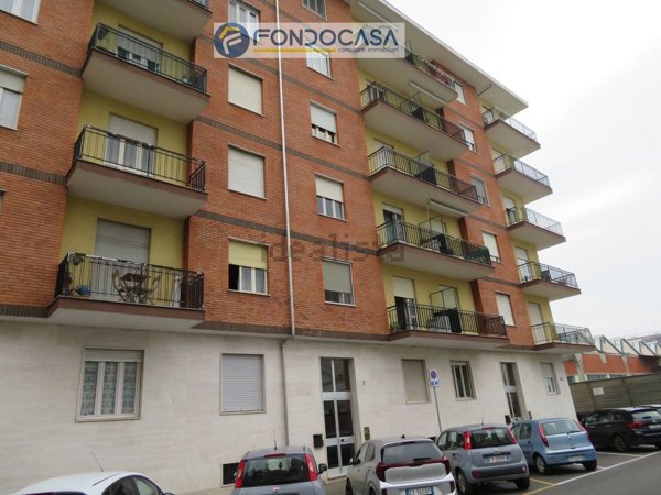 appartamento in vendita a Beinasco in zona Borgaretto