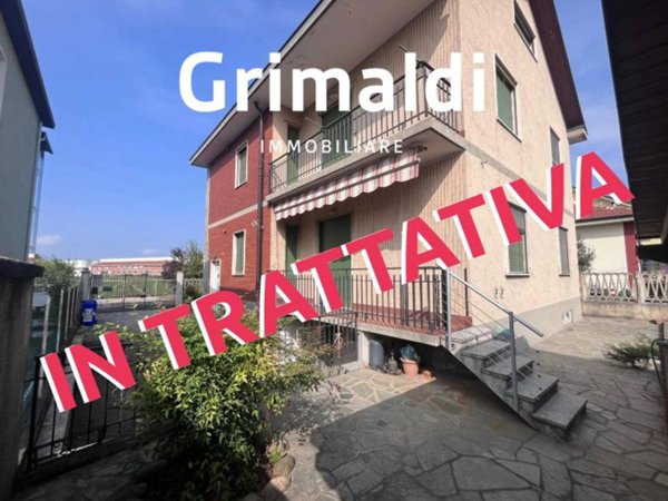 casa indipendente in vendita a Beinasco