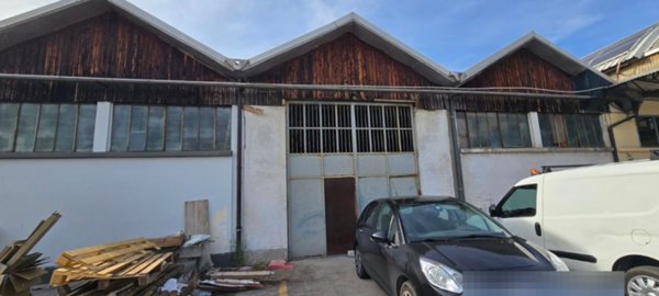 locale di sgombero in vendita a Beinasco in zona Borgaretto