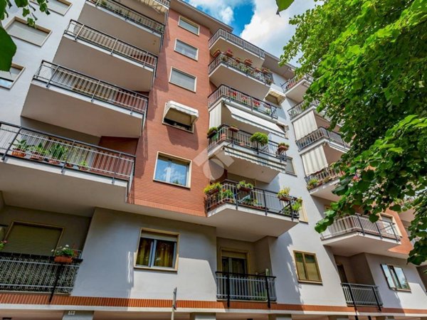 appartamento in vendita a Beinasco in zona Fornaci