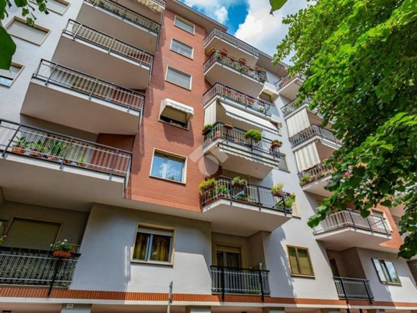 appartamento in vendita a Beinasco in zona Fornaci