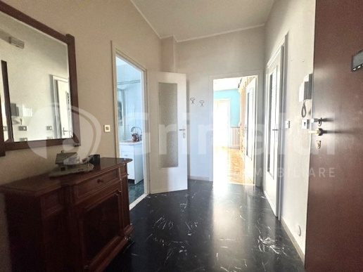 appartamento in vendita a Beinasco in zona Borgaretto