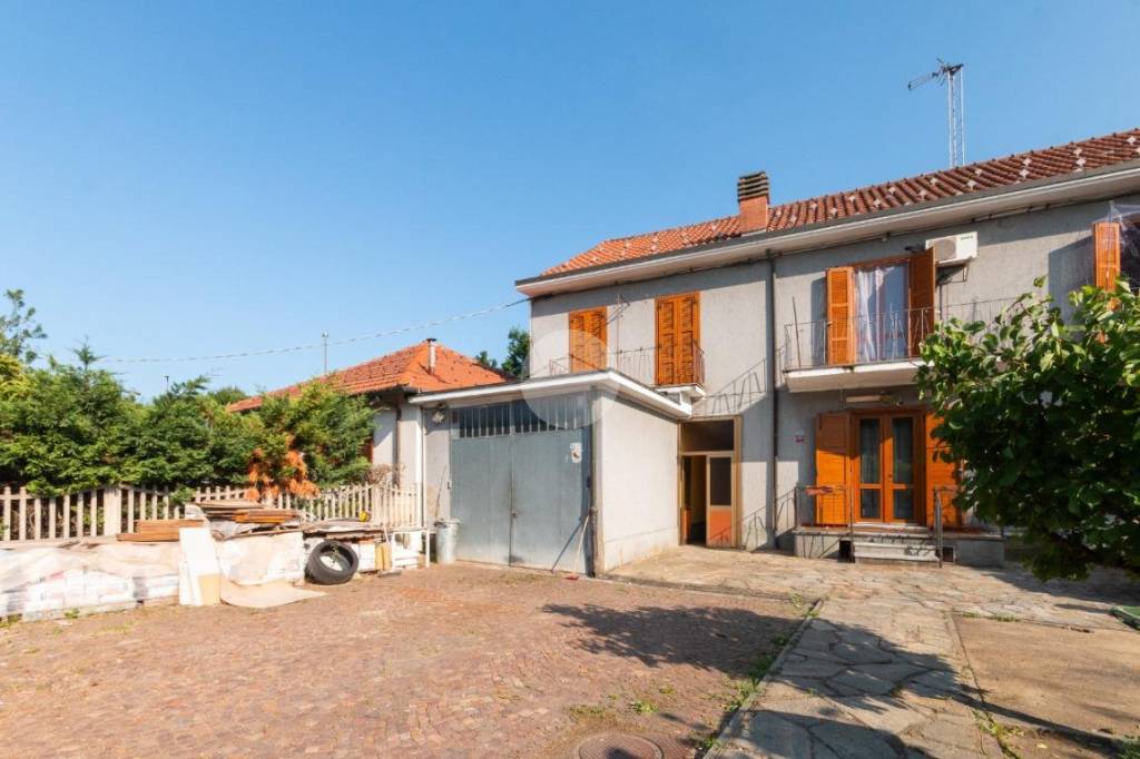 ufficio in vendita a Beinasco