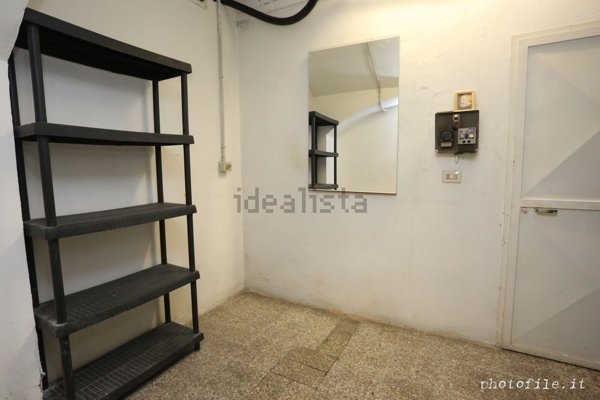 locale commerciale in vendita a Beinasco