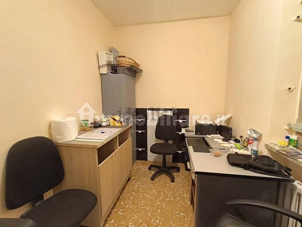 ufficio in vendita a Beinasco