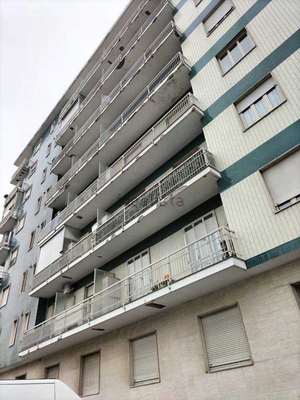 appartamento in vendita a Beinasco in zona Fornaci