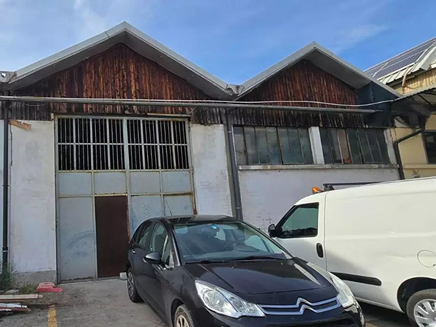 locale di sgombero in vendita a Beinasco in zona Borgaretto
