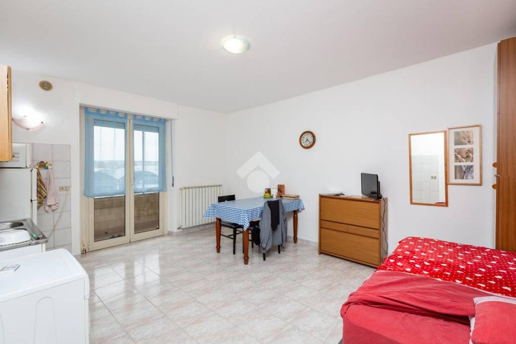 appartamento in vendita a Beinasco in zona Fornaci