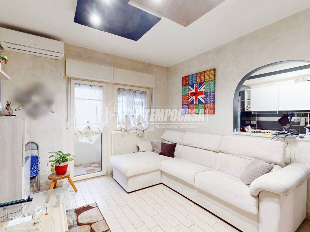 appartamento in vendita a Beinasco in zona Borgaretto