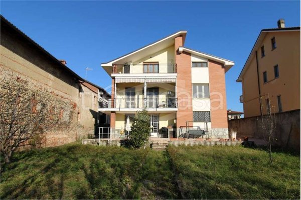 casa indipendente in vendita a Beinasco