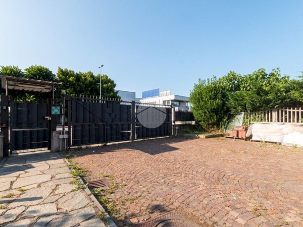 ufficio in vendita a Beinasco