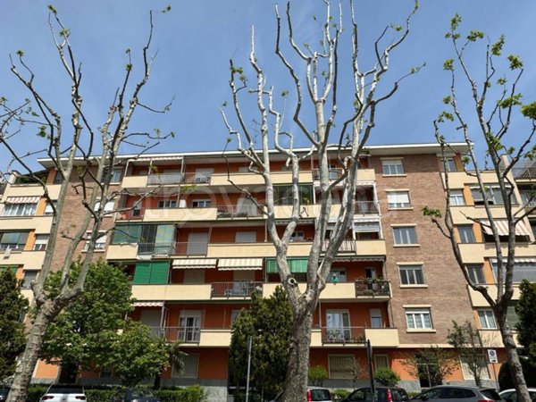 appartamento in vendita a Beinasco in zona Borgaretto