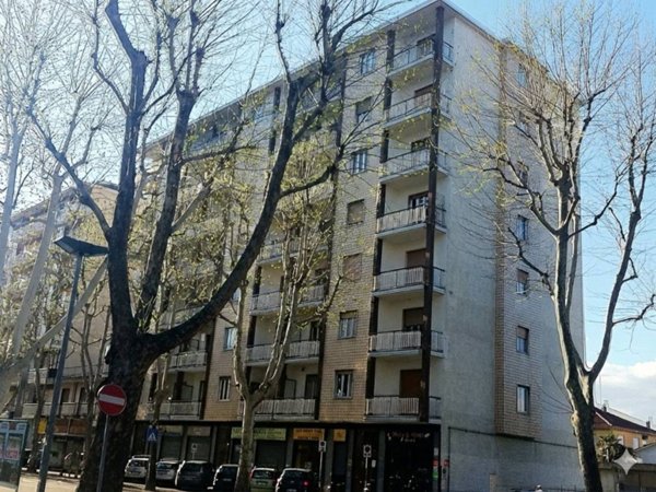 appartamento in vendita a Beinasco in zona Borgaretto
