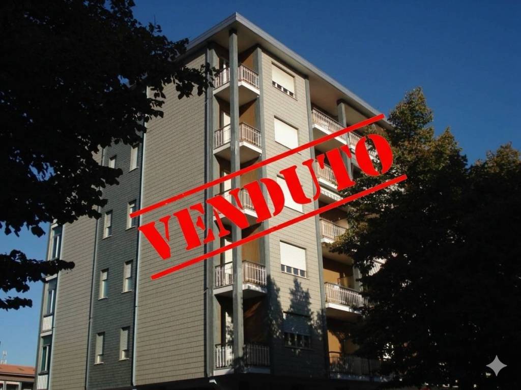 appartamento in vendita a Beinasco in zona Borgaretto