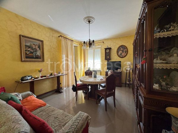 appartamento in vendita a Beinasco in zona Borgaretto