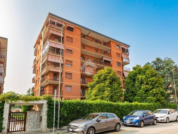 appartamento in vendita a Beinasco in zona Fornaci