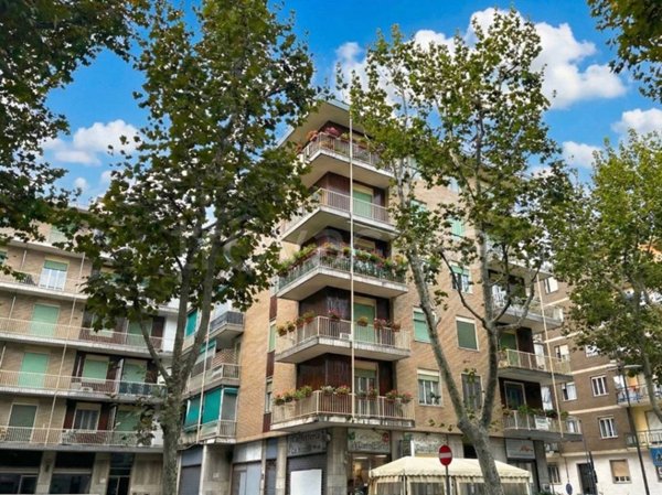 appartamento in vendita a Beinasco in zona Borgaretto