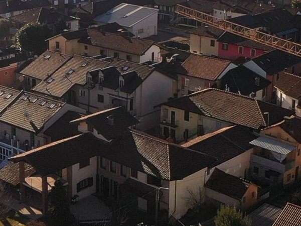 casa indipendente in vendita a Beinasco in zona Borgaretto