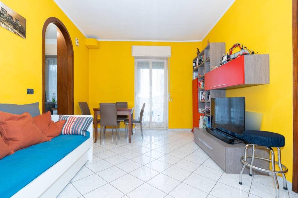 appartamento in vendita a Beinasco in zona Borgaretto