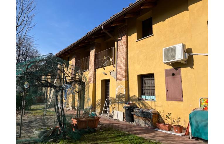 casa indipendente in vendita a Beinasco in zona Borgaretto