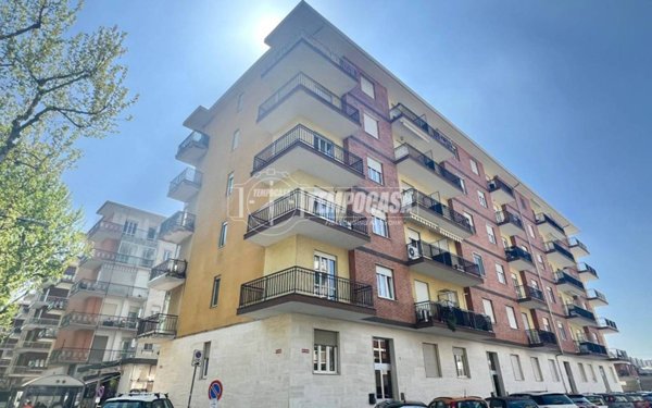 appartamento in vendita a Beinasco in zona Borgaretto