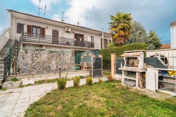 appartamento in vendita a Beinasco in zona Borgaretto