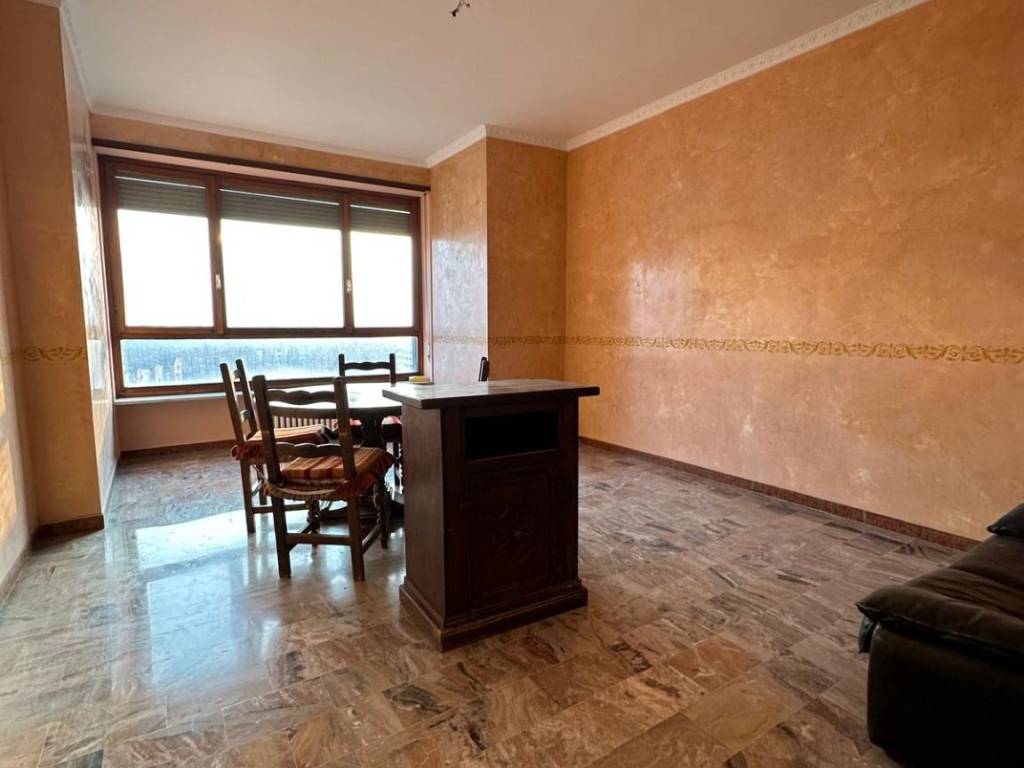 appartamento in vendita a Beinasco in zona Borgaretto