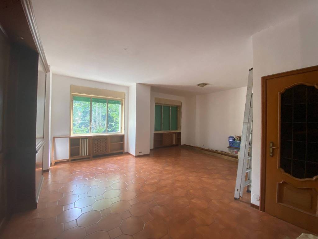 appartamento in vendita a Beinasco in zona Borgaretto