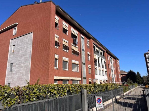appartamento in vendita a Beinasco in zona Borgaretto