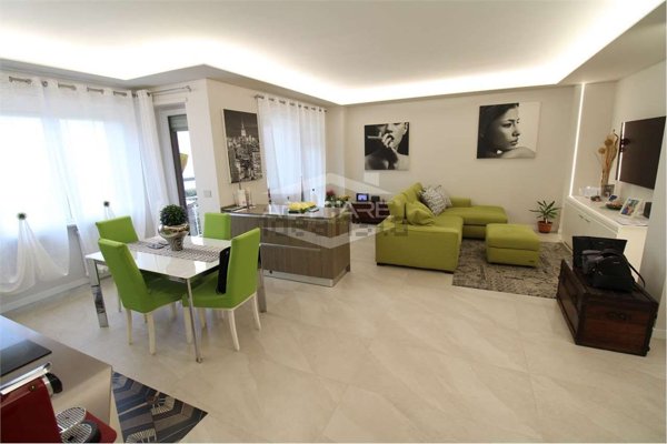 appartamento in vendita a Beinasco in zona Borgaretto