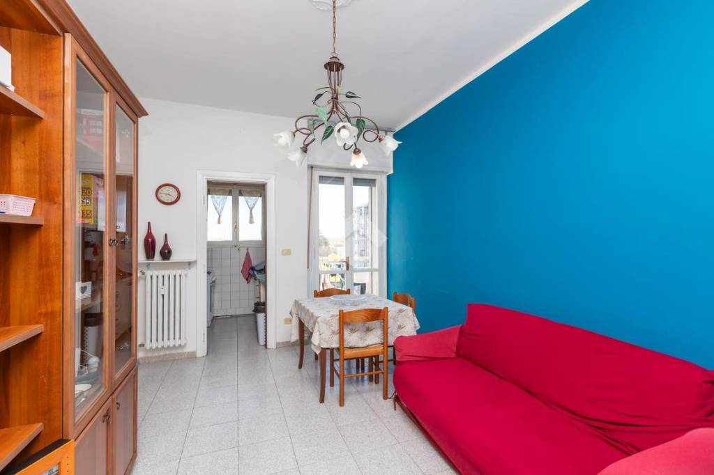 appartamento in vendita a Beinasco in zona Fornaci