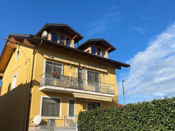 appartamento in vendita a Beinasco in zona Borgaretto