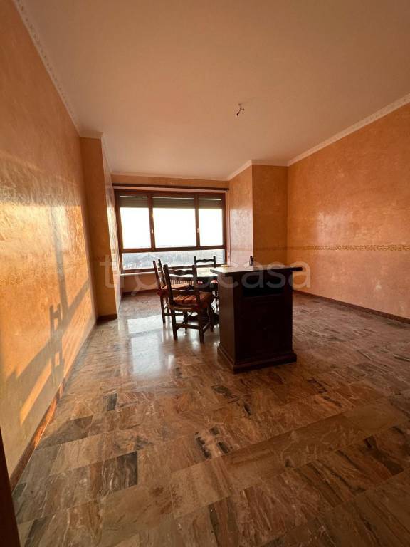 appartamento in vendita a Beinasco in zona Borgaretto