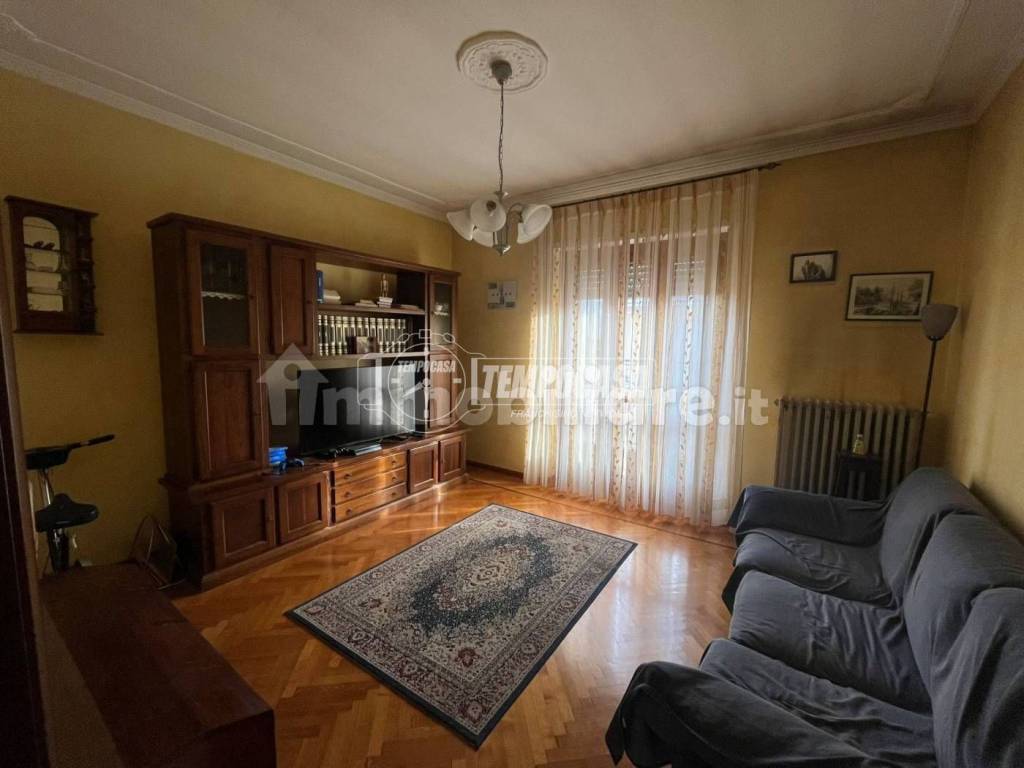 appartamento in vendita a Beinasco in zona Borgaretto