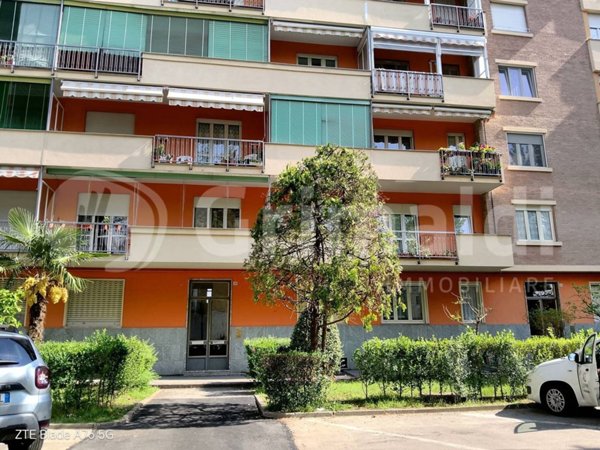 appartamento in vendita a Beinasco in zona Borgaretto