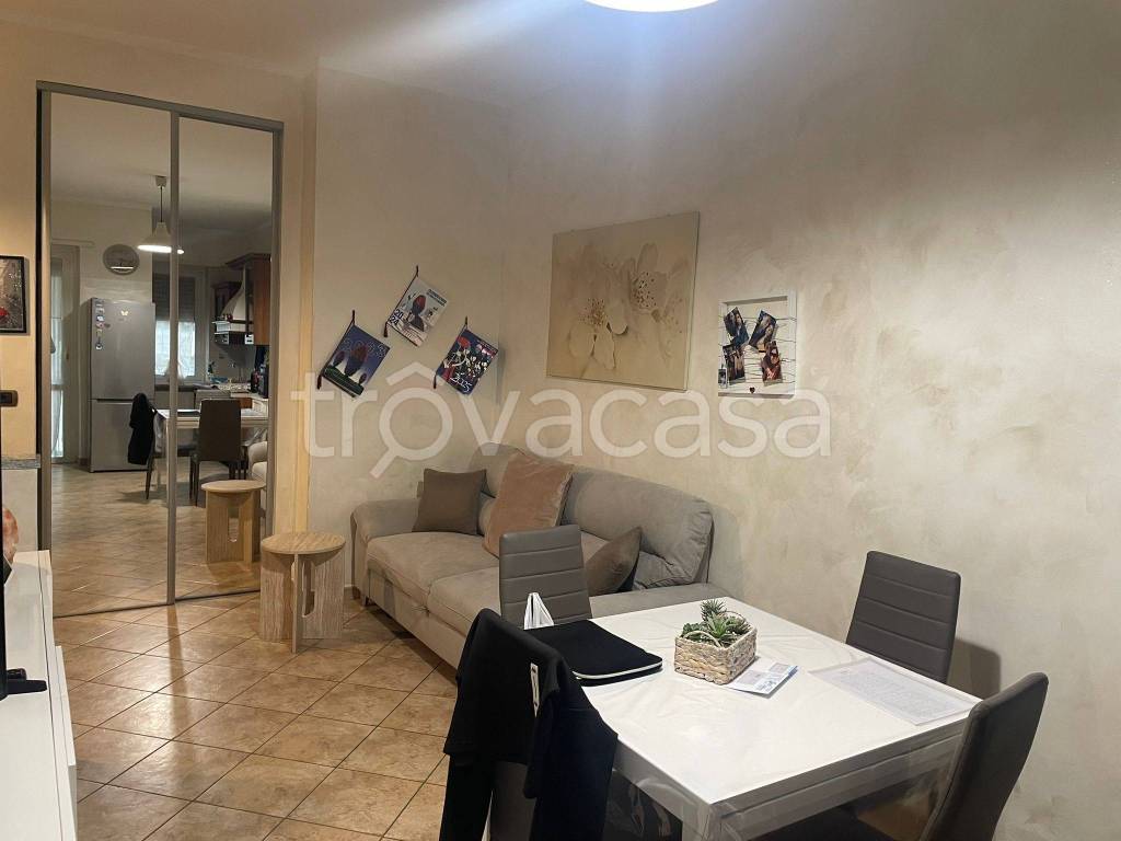 appartamento in vendita a Beinasco in zona Borgaretto