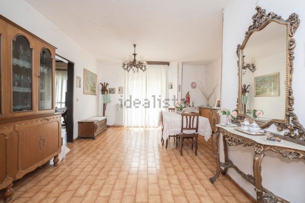 appartamento in vendita a Beinasco in zona Borgaretto