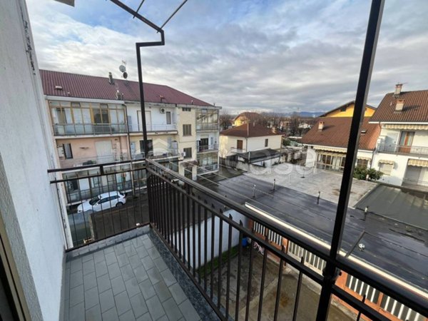 appartamento in vendita a Beinasco in zona Borgaretto