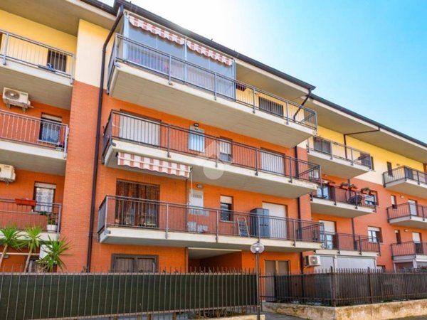 appartamento in vendita a Beinasco in zona Borgaretto