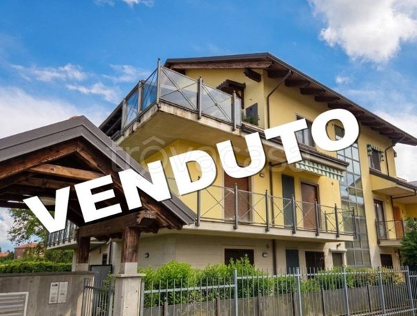 appartamento in vendita a Beinasco in zona Borgaretto