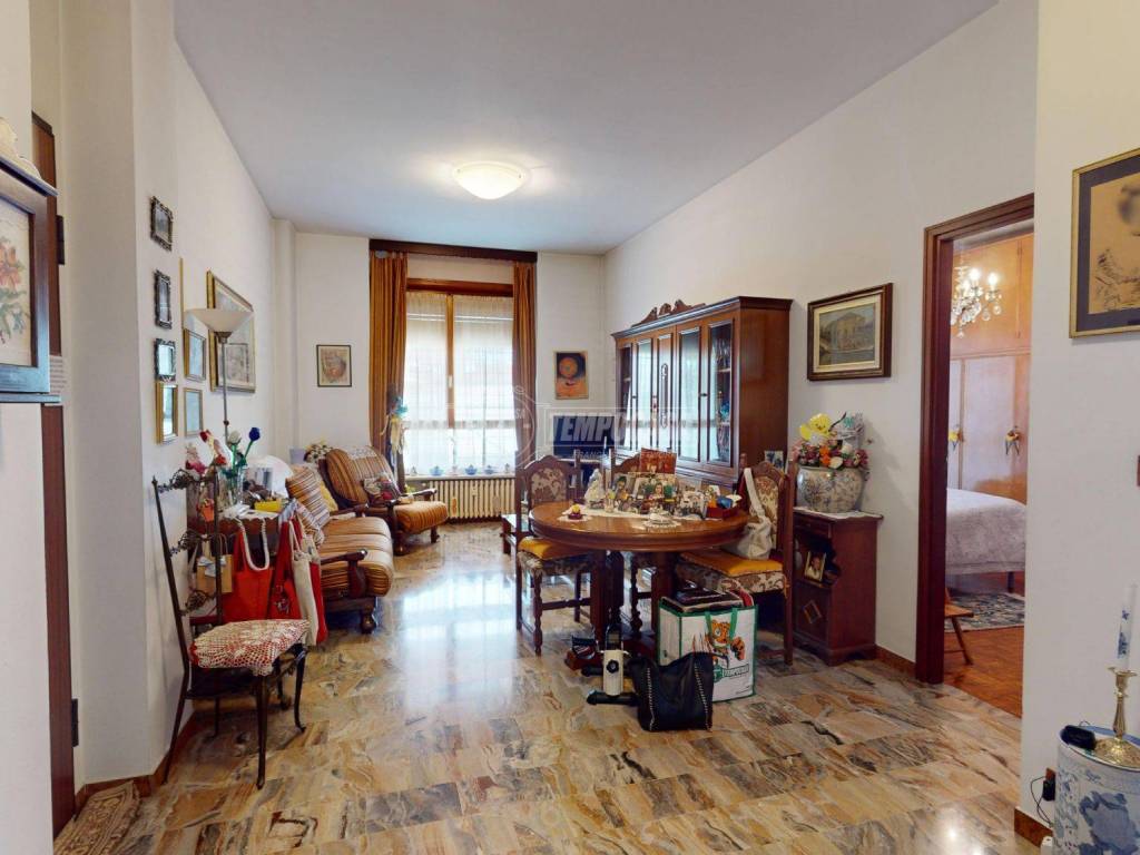 appartamento in vendita a Beinasco in zona Borgaretto