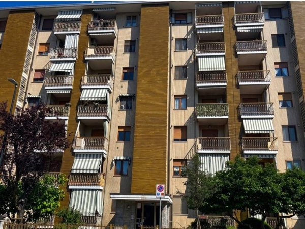 appartamento in vendita a Beinasco in zona Borgaretto