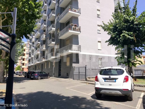 ufficio in vendita a Beinasco in zona Borgaretto