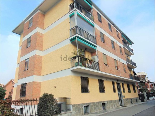 appartamento in vendita a Beinasco in zona Fornaci