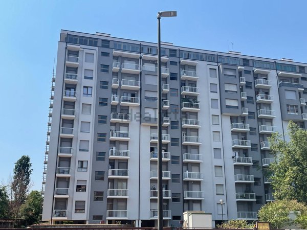appartamento in vendita a Beinasco in zona Borgaretto
