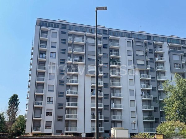 appartamento in vendita a Beinasco in zona Borgaretto