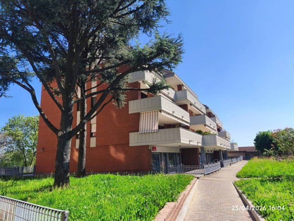 locale commerciale in vendita a Beinasco
