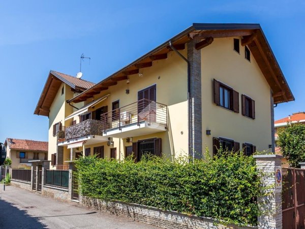 appartamento in vendita a Beinasco in zona Borgaretto
