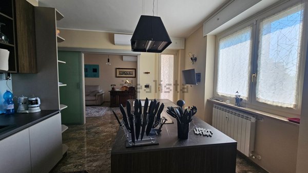appartamento in vendita a Beinasco in zona Fornaci